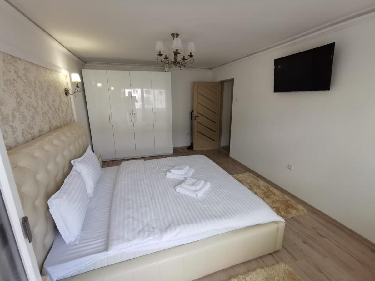 Apartament Gold Luxury Tîrgu Ocna Exterior foto